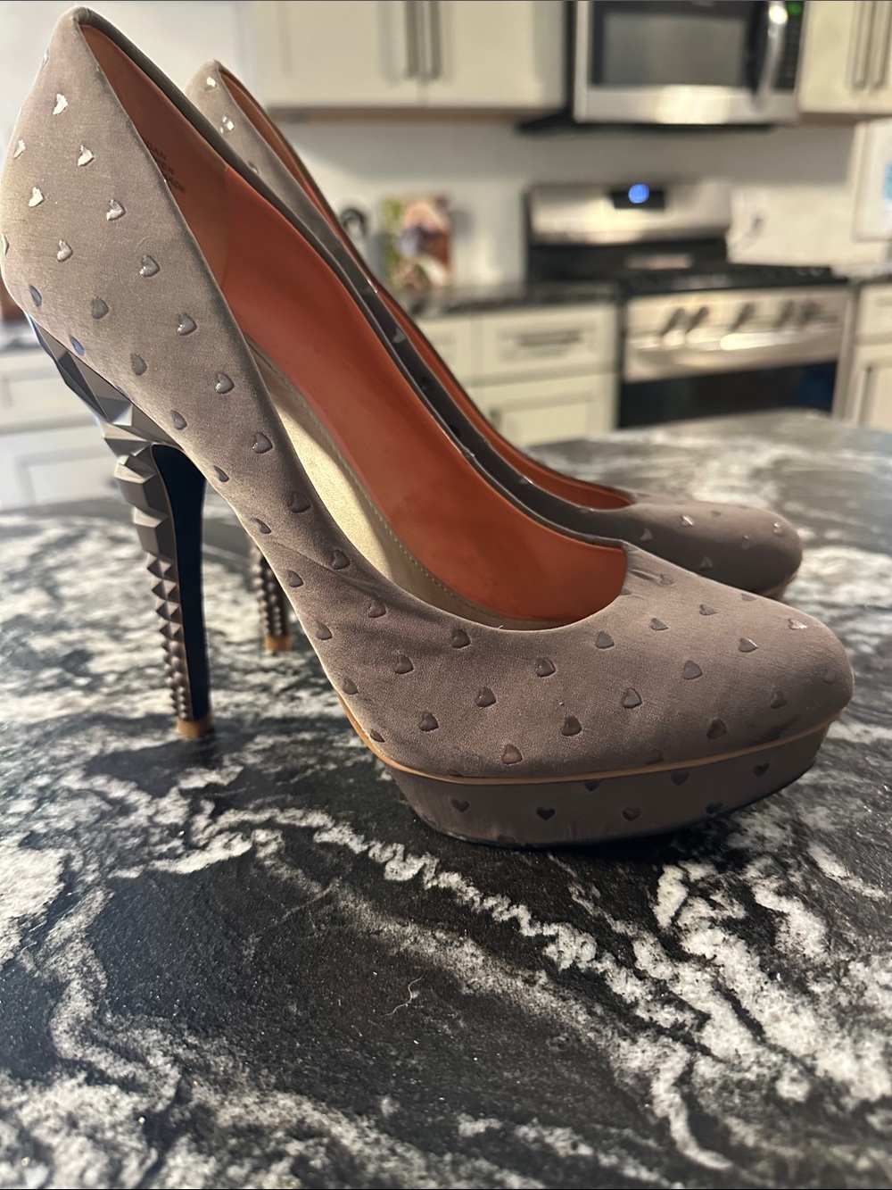 Gray Heart-Detail High Heel Pumps